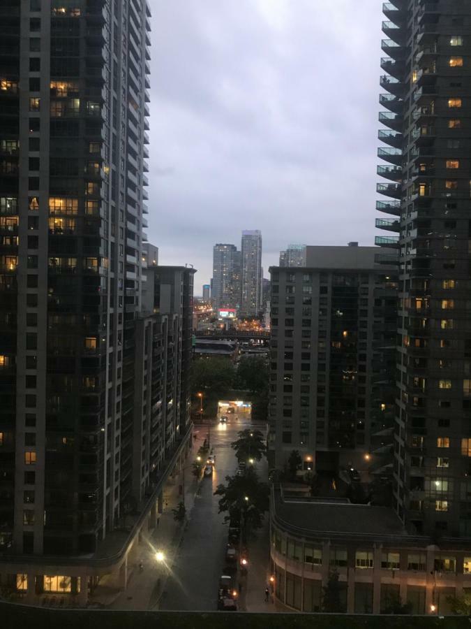 Stylish Condos Toronto Buitenkant foto