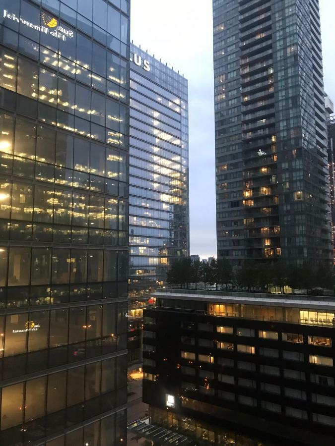 Stylish Condos Toronto Buitenkant foto